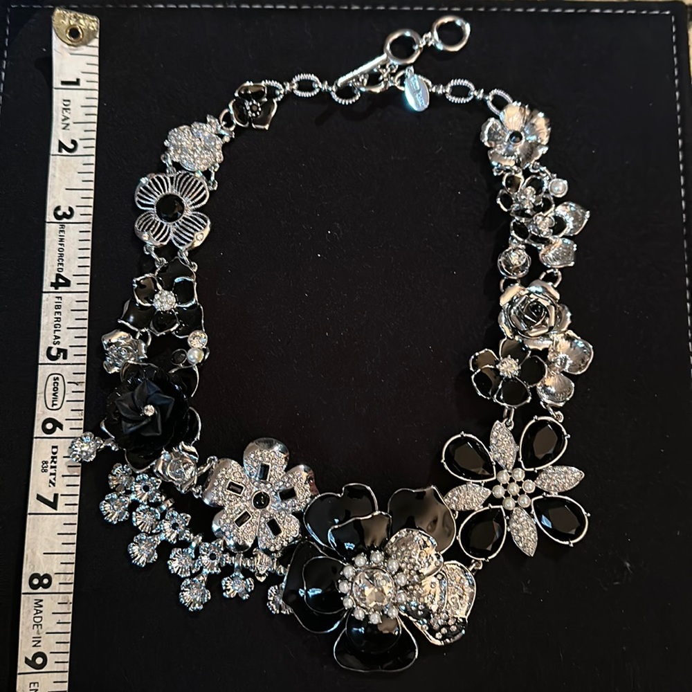 White House black Market statement flower necklace